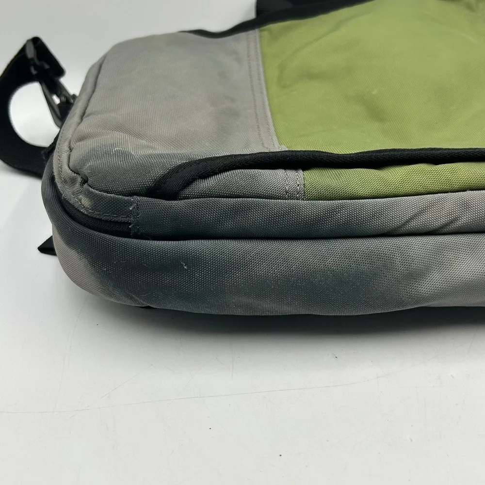 Timbuk2 Messenger Bag Grey Green Small Laptop Briefcase 15 x 11.5 x 2.5 in